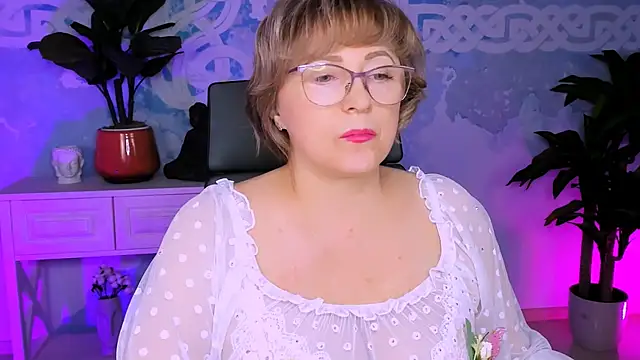 sugar vivien online show from November 2025 01:47:02 PM