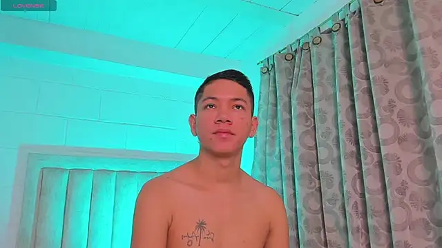 JulianRose 1 online show from January 2025 11:06:01 AM