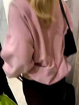 Snapshot of TwixCouple chatting on October 2025 01:07:01 PM TwixCouple online show from October 2025 01:07:01 PM