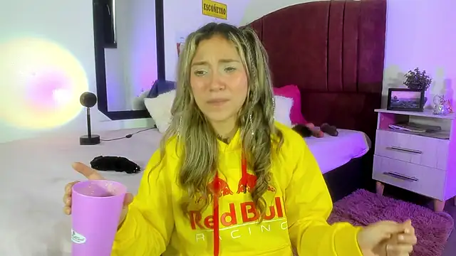 alisson zafiro  online show from January 2025 12:09:02 PM