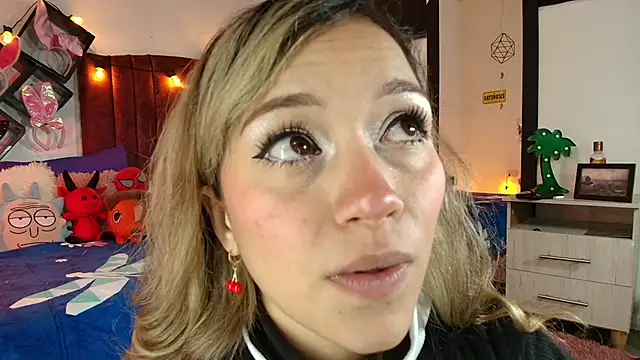 alisson zafiro  online show from March 2025 03:11:02 AM