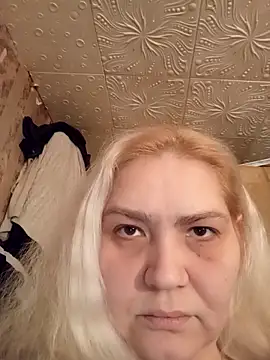 Snapshot of Minna_Jeannie chatting on February 2025 03:29:01 AM Minna Jeannie online show from February 2025 03:29:01 AM