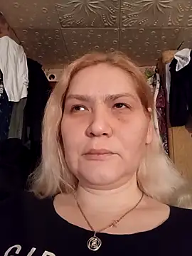 Snapshot of Minna_Jeannie chatting on April 2026 02:03:01 AM Minna Jeannie online show from April 2026 02:03:01 AM