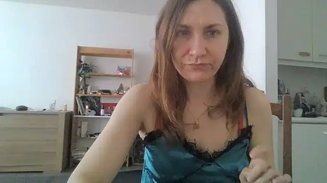 Snapshot of JasmineGlamour chatting on April 2026 03:27:01 PM JasmineGlamour online show from April 2026 03:27:01 PM