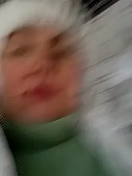 Snapshot of FantasyMichelle chatting on December 2024 06:45:01 AM FantasyMichelle online show from December 2024 06:45:01 AM