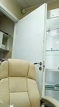 Snapshot of FantasyMichelle chatting on December 2024 10:16:01 AM FantasyMichelle online show from December 2024 10:16:01 AM