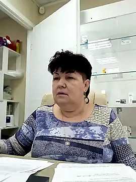 Snapshot of FantasyMichelle chatting on March 2025 06:59:02 AM FantasyMichelle online show from March 2025 06:59:02 AM