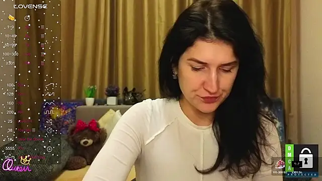 Snapshot of Alianna_Solo_Kisses chatting on February 2026 12:21:01 PM Alianna Solo Kisses online show from February 2026 12:21:01 PM