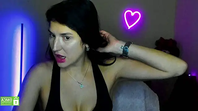 Snapshot of Alianna_Solo_Kisses chatting on February 2026 12:32:02 PM Alianna Solo Kisses online show from February 2026 12:32:02 PM