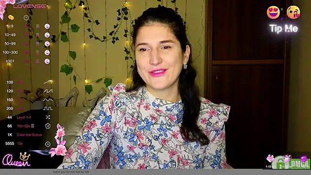 Snapshot of Alianna_Solo_Kisses chatting on February 2026 12:33:02 PM Alianna Solo Kisses online show from February 2026 12:33:02 PM