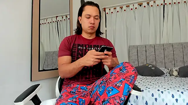 Valerioe online show from October 2025 04:18:01 PM