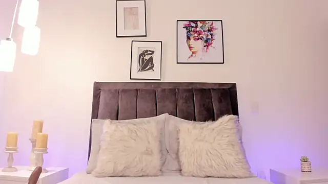 helen mooree online show from February 2025 04:37:02 PM