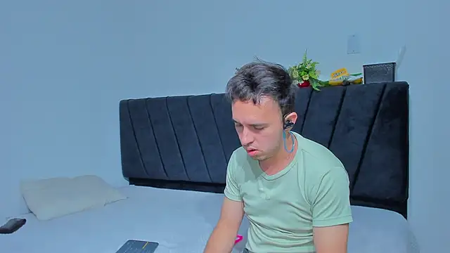 big-dicktop23 online show from September 2025 02:55:02 AM