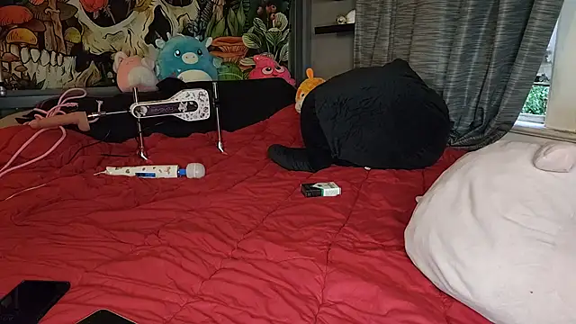 Snapshot of MiaElizabeth chatting on December 2024 01:06:01 PM MiaElizabeth online show from December 2024 01:06:01 PM