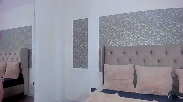 Snapshot of IssadoraJames chatting on September 2025 01:56:02 PM IssadoraJames online show from September 2025 01:56:02 PM