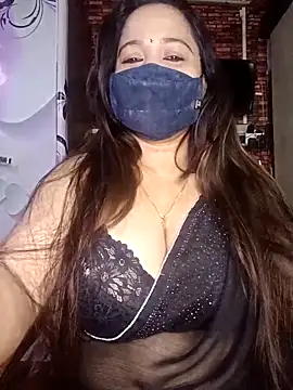 Snapshot of albelasummi702 chatting on February 2026 02:04:01 AM albelasummi702 online show from February 2026 02:04:01 AM