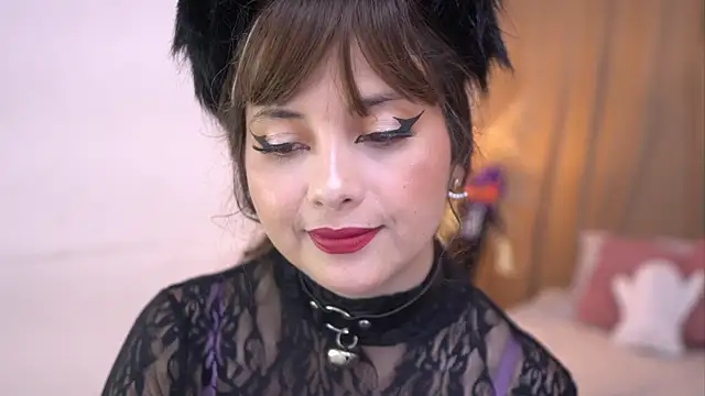 lirio05 online show from October 2025 06:31:01 PM