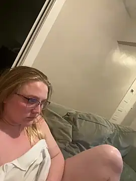 PhatAssBlond online show from January 2025 05:10:01 AM