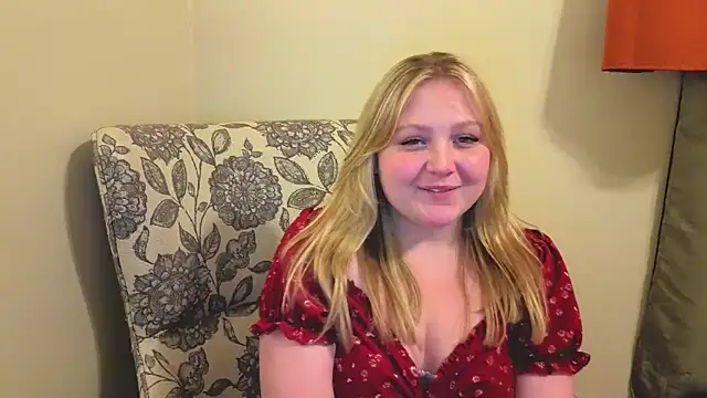 PhatAssBlond online show from April 2026 02:21:02 AM