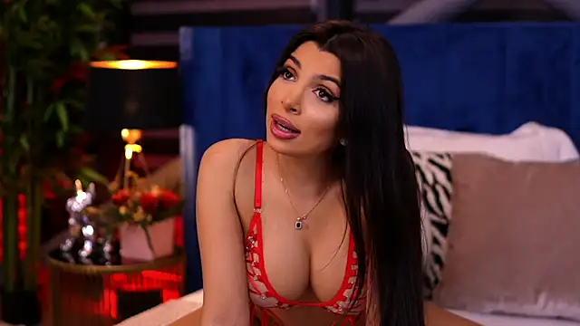 Snapshot of NicoleCellini chatting on March 2025 10:16:01 PM NicoleCellini online show from March 2025 10:16:01 PM