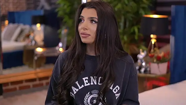 Snapshot of NicoleCellini chatting on March 2025 06:20:02 PM NicoleCellini online show from March 2025 06:20:02 PM