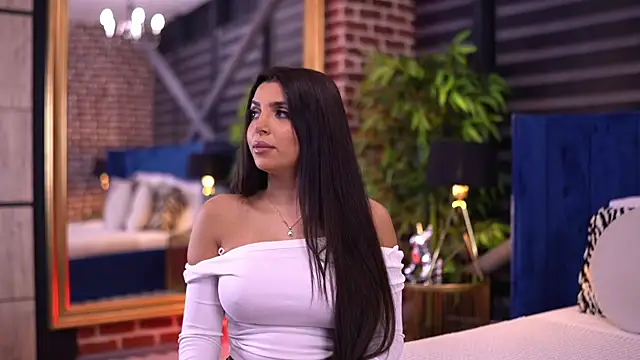 Snapshot of NicoleCellini chatting on October 2025 06:09:01 PM NicoleCellini online show from October 2025 06:09:01 PM