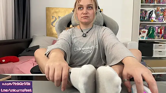unicornsfeet online show from March 2026 03:46:01 PM