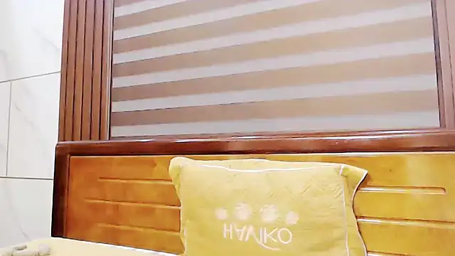 Snapshot of phuong-anh1709 chatting on December 2024 12:40:02 PM phuong-anh1709 online show from December 2024 12:40:02 PM