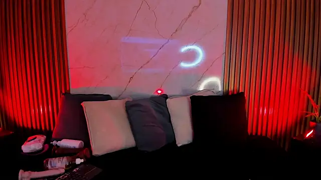 Snapshot of Emiilycollins chatting on January 2025 09:39:02 PM Emiilycollins online show from January 2025 09:39:02 PM