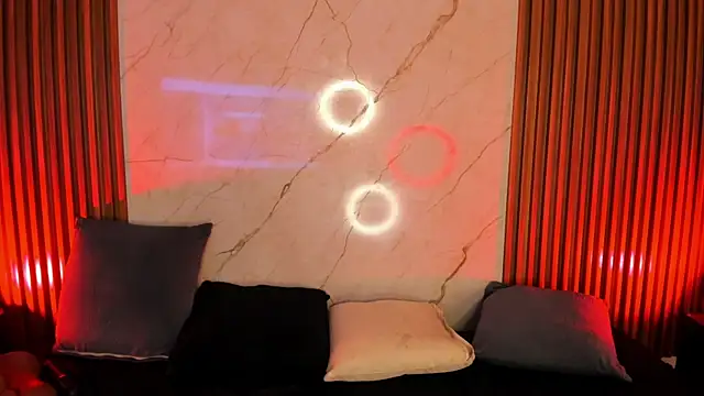 Snapshot of Emiilycollins chatting on February 2025 08:10:01 PM Emiilycollins online show from February 2025 08:10:01 PM