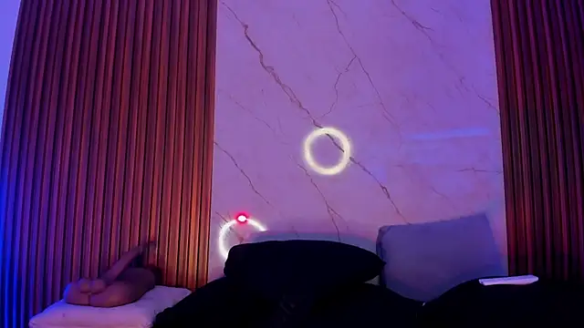 Snapshot of Emiilycollins chatting on October 2025 09:46:02 PM Emiilycollins online show from October 2025 09:46:02 PM