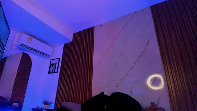 Snapshot of Emiilycollins chatting on October 2025 11:27:02 PM Emiilycollins online show from October 2025 11:27:02 PM