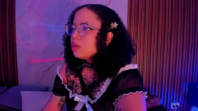 Snapshot of Emiilycollins chatting on October 2025 02:50:02 AM Emiilycollins online show from October 2025 02:50:02 AM