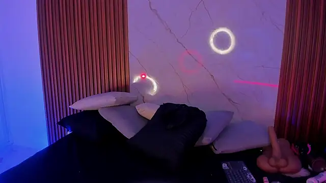 Snapshot of Emiilycollins chatting on November 2025 01:40:01 AM Emiilycollins online show from November 2025 01:40:01 AM