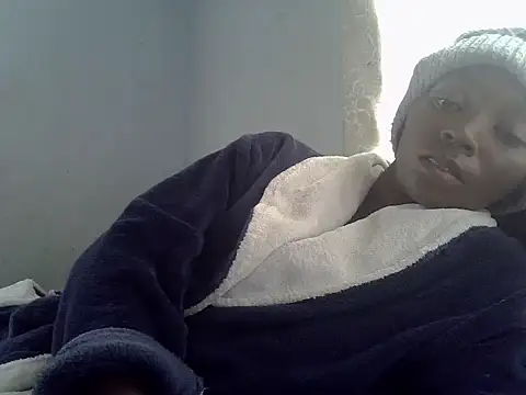 ElianeHot online show from November 2025 01:11:01 PM