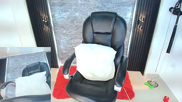 Snapshot of samantha_venus1 chatting on January 2025 01:56:02 PM samantha venus1 online show from January 2025 01:56:02 PM