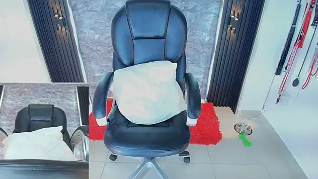 Snapshot of samantha_venus1 chatting on January 2025 01:45:02 PM samantha venus1 online show from January 2025 01:45:02 PM