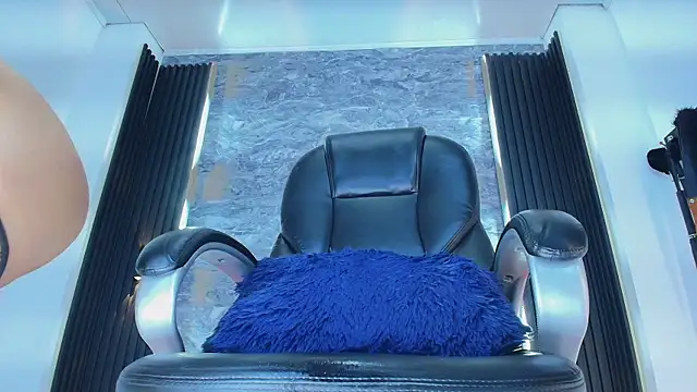 Snapshot of samantha_venus1 chatting on February 2025 02:08:01 PM samantha venus1 online show from February 2025 02:08:01 PM