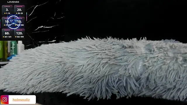 LIZ HOLMES online show from March 2025 10:02:01 AM