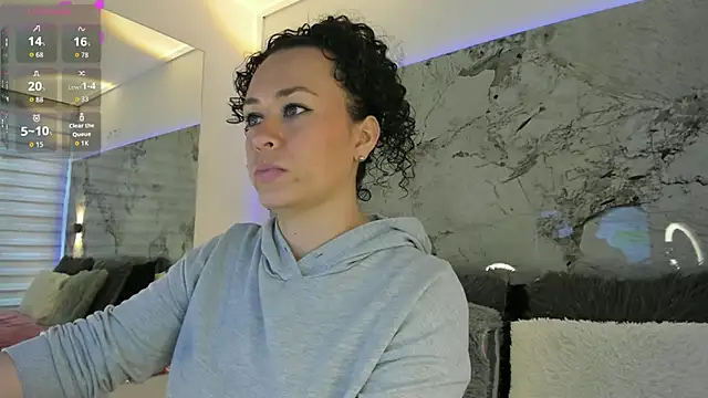 LIZ HOLMES online show from September 2025 11:59:02 AM