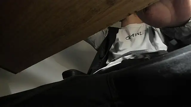 s sven03 online show from March 2025 04:08:02 AM