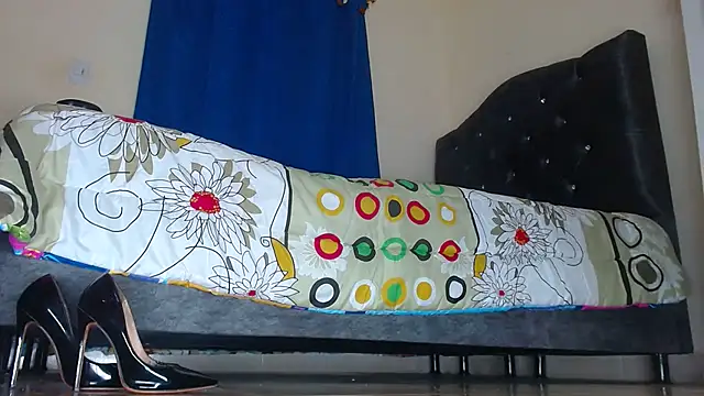 Valenn rey online show from March 2025 11:32:02 PM