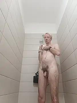 Julien emperor online show from February 2026 08:56:02 PM