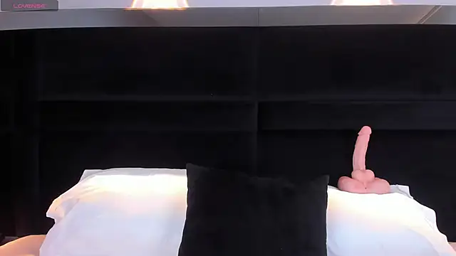 MiaStor online show from December 2024 05:40:02 PM