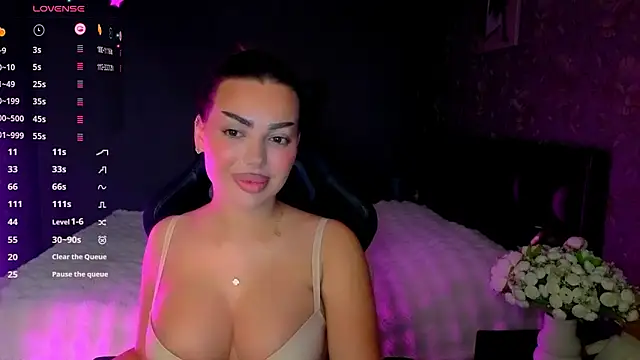 babyleilaa online show from February 2026 09:54:02 PM