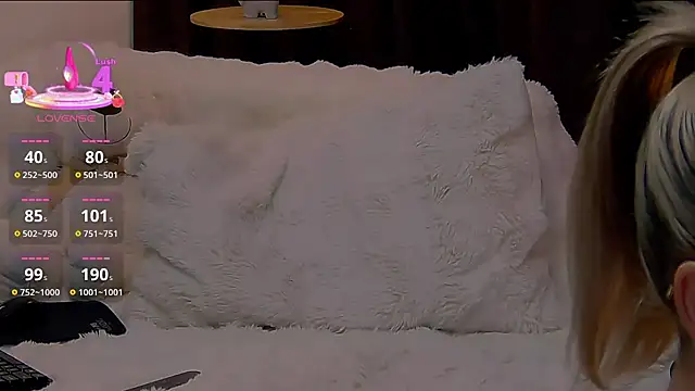 TinaHarley online show from November 2025 03:46:01 PM