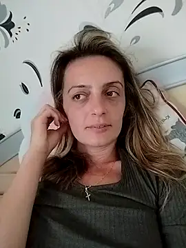 Snapshot of SophyGirl chatting on September 2025 11:36:01 AM SophyGirl online show from September 2025 11:36:01 AM