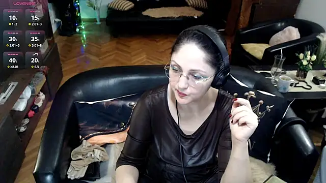 Snapshot of Imperatriza chatting on February 2026 09:49:01 PM Imperatriza online show from February 2026 09:49:01 PM