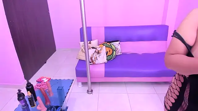 mature dirty squirt online show from March 2025 12:48:02 PM