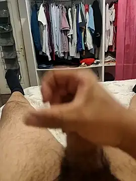 Snapshot of Canario33 chatting on November 2025 09:19:02 AM Canario33 online show from November 2025 09:19:02 AM